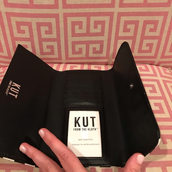 Slim Striped Wallet by Kut from the Kloth - Picture 3 of 7